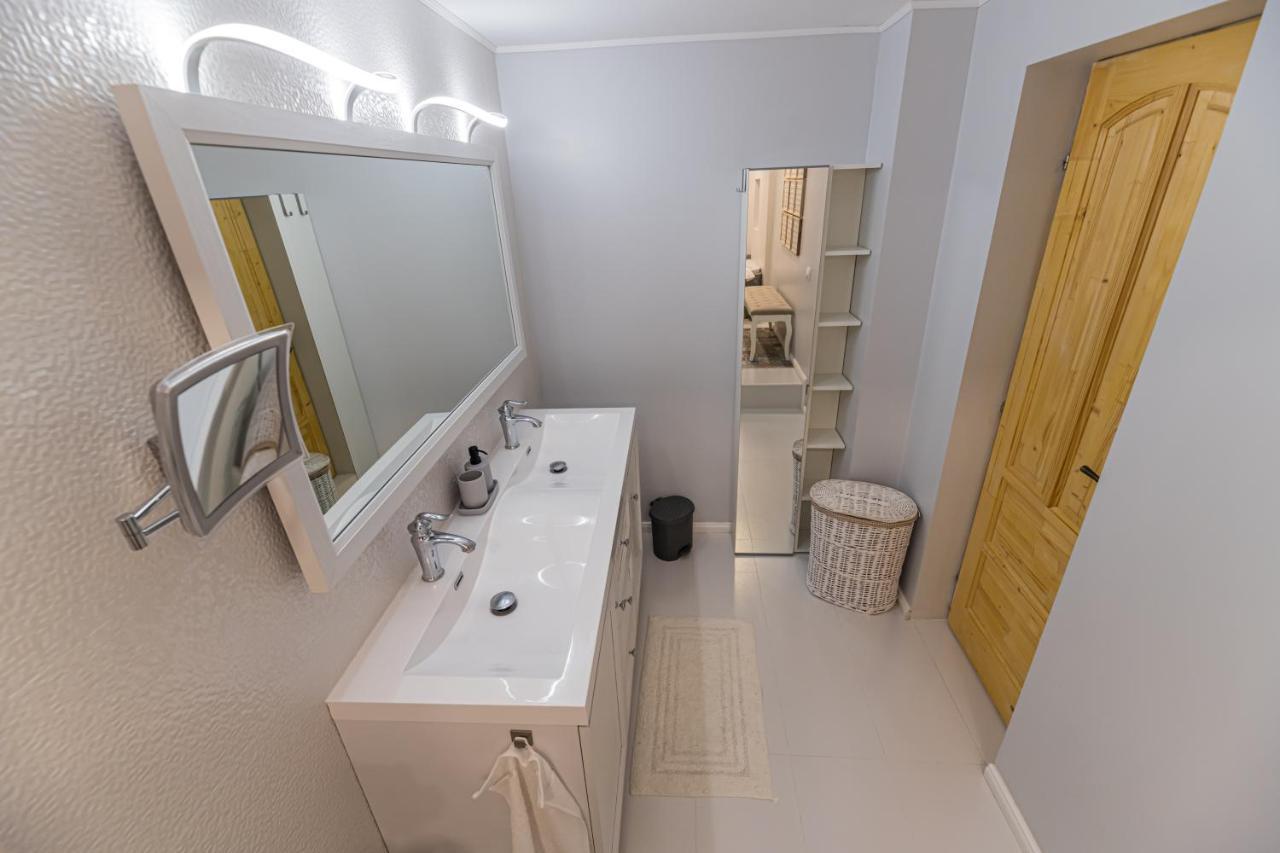 Home Alone Brasov Ngoại thất bức ảnh