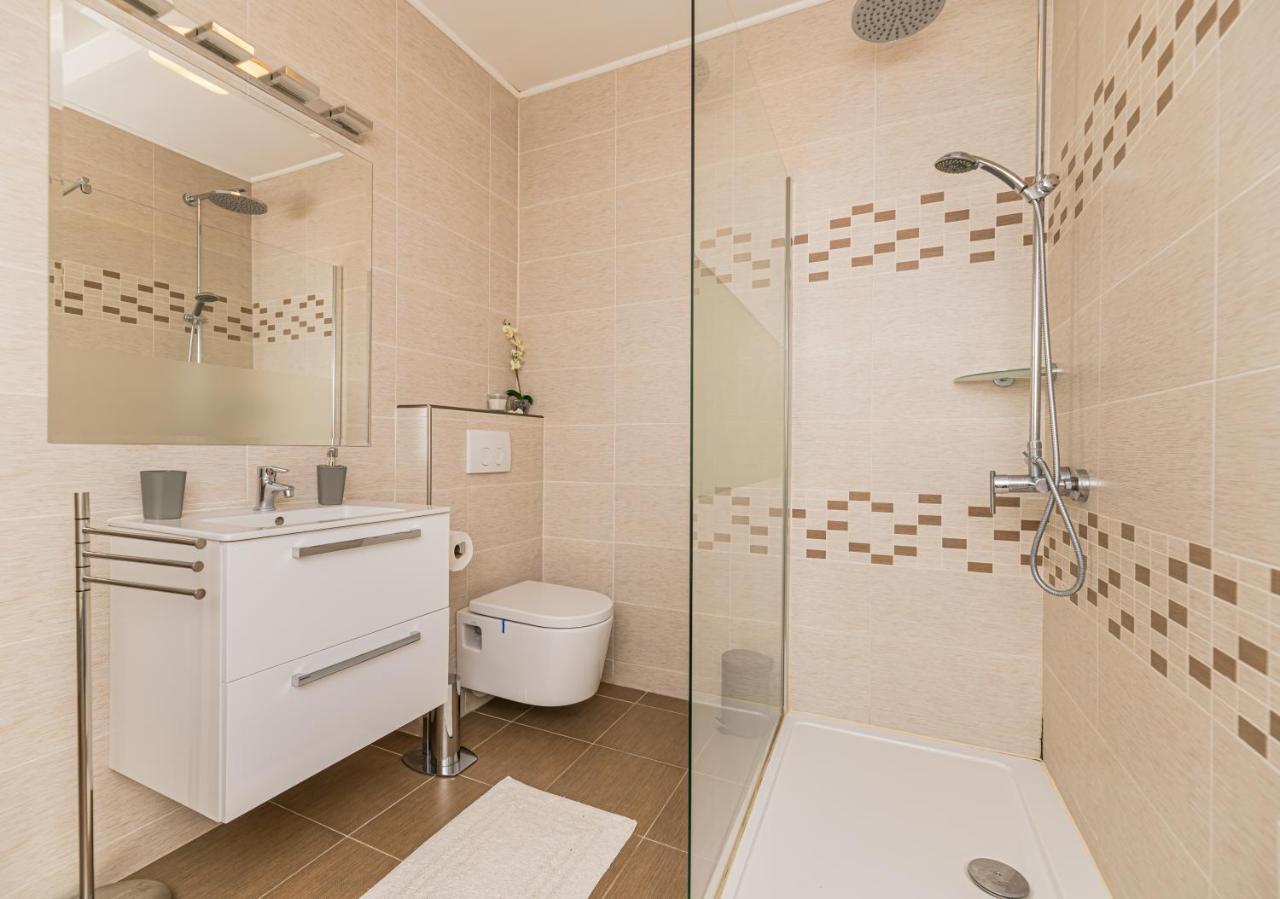 Home Alone Brasov Ngoại thất bức ảnh