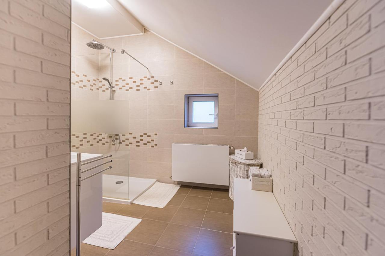Home Alone Brasov Ngoại thất bức ảnh